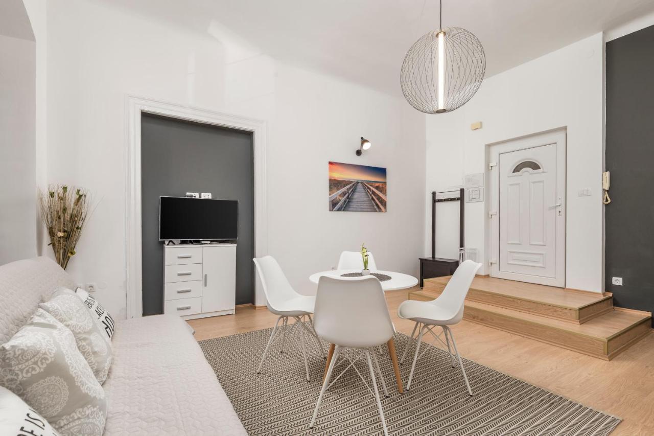 Apartment Doris Rijeka Exterior photo